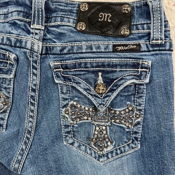 Miss Me Jeans Women's 29 Low Rise Boot Cut Cross Bling Flap Pocket Western Denim - Picture 1 of 13